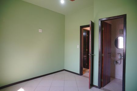 Casa para alugar com 472m², 4 quartos e 5 vagasQuarto 2