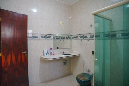 Casa para alugar com 472m², 4 quartos e 5 vagasBanheiro do Quarto 3