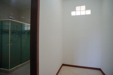 Casa para alugar com 472m², 4 quartos e 5 vagasCloset do quarto 3