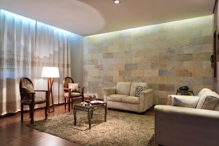 Sala  de casa à venda com 3 quartos, 210m² em Pqe Recreio, Contagem