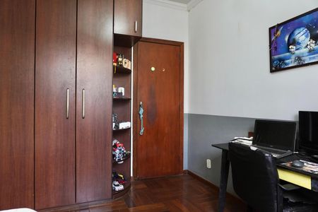 Quarto 1 de casa à venda com 3 quartos, 210m² em Pqe Recreio, Contagem