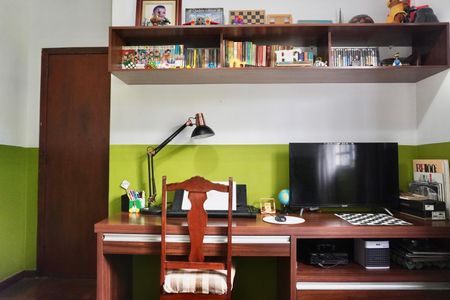 Casa à venda com 210m², 3 quartos e 3 vagasQuarto 2