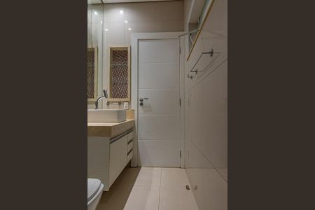 Casa de condomínio para alugar com 320m², 3 quartos e 4 vagas Casa de condomínio para alugar com 320m², 3 quartos e 4 vagasBanheiro Suíte 2