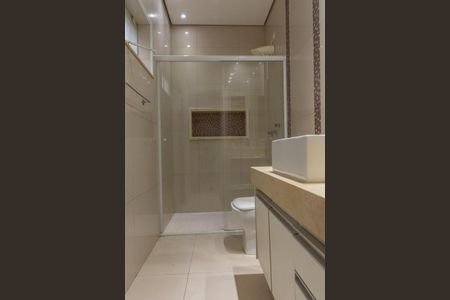 Casa de condomínio para alugar com 320m², 3 quartos e 4 vagas Casa de condomínio para alugar com 320m², 3 quartos e 4 vagasBanheiro Suíte 2