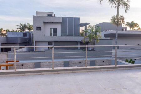 Casa de condomínio para alugar com 320m², 3 quartos e 4 vagas Casa de condomínio para alugar com 320m², 3 quartos e 4 vagasPiso Superior-Vista Varanda Suite 1 e 2