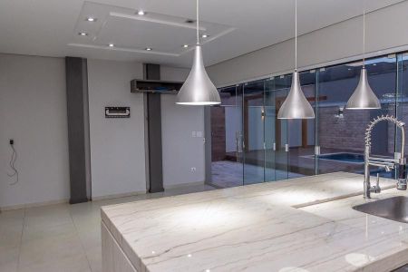 Casa de condomínio para alugar com 320m², 3 quartos e 4 vagas Casa de condomínio para alugar com 320m², 3 quartos e 4 vagasEspaço Gourmet