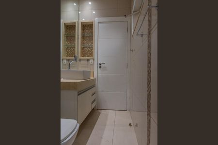 Casa de condomínio para alugar com 320m², 3 quartos e 4 vagas Casa de condomínio para alugar com 320m², 3 quartos e 4 vagasBanheiro Suíte 3