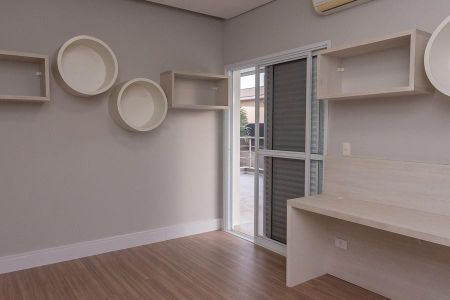 Casa de condomínio para alugar com 320m², 3 quartos e 4 vagas Casa de condomínio para alugar com 320m², 3 quartos e 4 vagasPiso Superior-Suíte 2