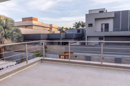 Casa de condomínio para alugar com 320m², 3 quartos e 4 vagas Casa de condomínio para alugar com 320m², 3 quartos e 4 vagasPiso Superior-Varanda Suite 1 e 2