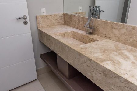 Casa de condomínio para alugar com 320m², 3 quartos e 4 vagas Casa de condomínio para alugar com 320m², 3 quartos e 4 vagasBanheiro Lavabo