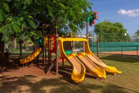 Casa de condomínio para alugar com 320m², 3 quartos e 4 vagas Casa de condomínio para alugar com 320m², 3 quartos e 4 vagasÁrea comum - Playground 2