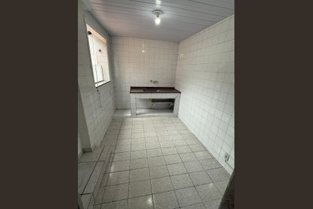 Cozinha de apartamento para alugar com 1 quarto, 60m² em Estrada da Sauda, Petrópolis