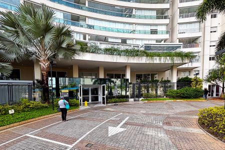 Apartamento à venda com 71m², 2 quartos e 1 vagafachada do predio