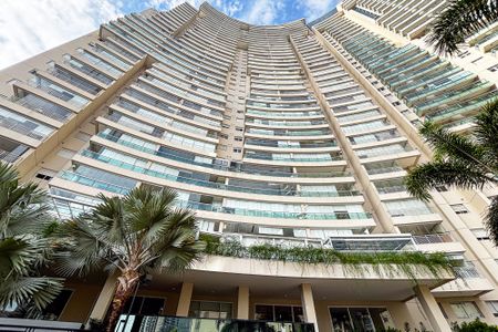 Apartamento à venda com 71m², 2 quartos e 1 vagafachada do predio