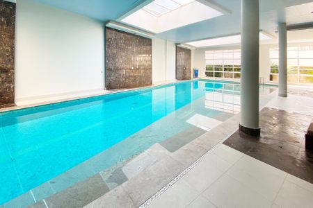 Apartamento à venda com 71m², 2 quartos e 1 vagapiscina coberta