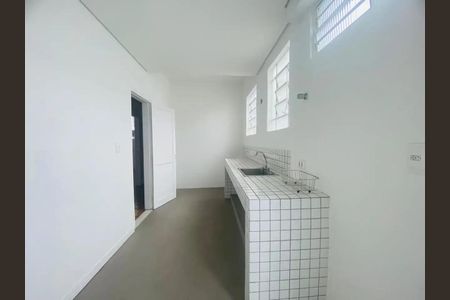 Cozinha de apartamento para alugar com 3 quartos, 87m² em Prado, Belo Horizonte