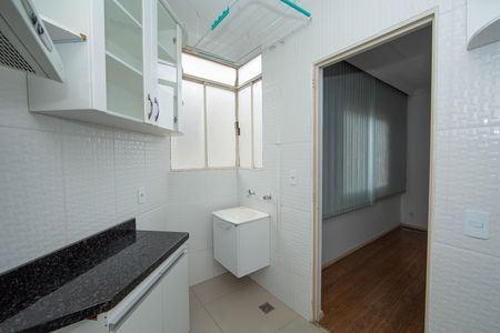 Apartamento à venda com 50m², 2 quartos e 1 vagaCOZINHA