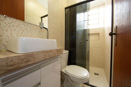 Apartamento à venda com 50m², 2 quartos e 1 vagaBANHEIRO