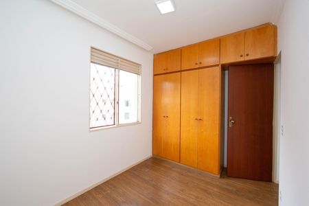 Apartamento à venda com 50m², 2 quartos e 1 vagaQUARTO2