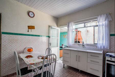 Apartamento à venda com 134m², 4 quartos e 5 vagasCozinha 1