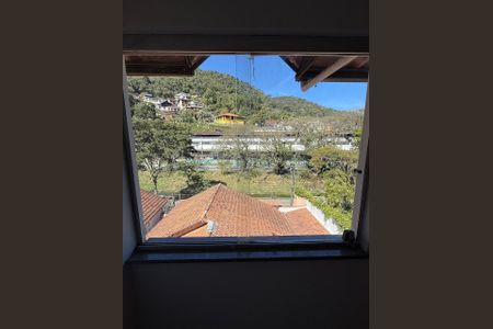 Vista do quarto de casa para alugar com 2 quartos, 70m² em Estrada da Sauda, Petrópolis