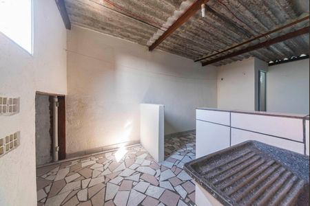 Casa à venda com 89m², 2 quartos e 1 vagaÁrea de Serviço