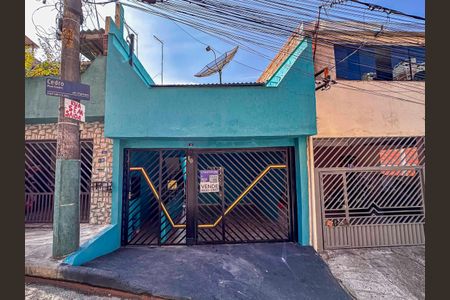 Casa à venda com 89m², 2 quartos e 1 vagaFachada