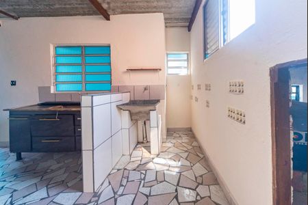 Casa à venda com 89m², 2 quartos e 1 vagaÁrea de Serviço