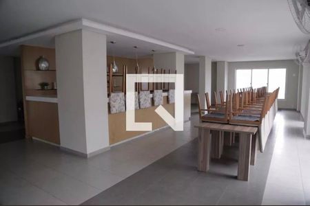 Apartamento à venda com 71m², 3 quartos e 1 vaga Apartamento à venda com 71m², 3 quartos e 1 vagaÁrea comum - Salão de festas