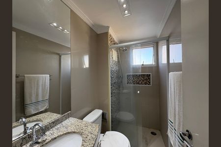 Apartamento à venda com 71m², 3 quartos e 1 vaga Apartamento à venda com 71m², 3 quartos e 1 vagaBanheiro da Suíte