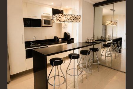 Cozinha de apartamento à venda com 1 quarto, 60m² em Botafogo, Rio de Janeiro