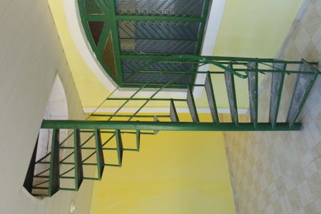 Casa para alugar com 80m², 2 quartos e 1 vagaEscada