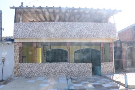 Casa para alugar com 80m², 2 quartos e 1 vagaFachada
