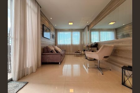 Apartamento à venda com 270m², 4 quartos e 2 vagasSala