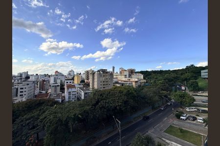 Vista de apartamento à venda com 4 quartos, 270m² em Cidade Nova, Belo Horizonte
