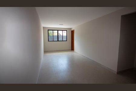 Sala de apartamento para alugar com 2 quartos, 70m² em Jardim Flamboyant, Cabo Frio