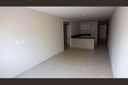 Apartamento para alugar com 70m², 2 quartos e 1 vagaSala
