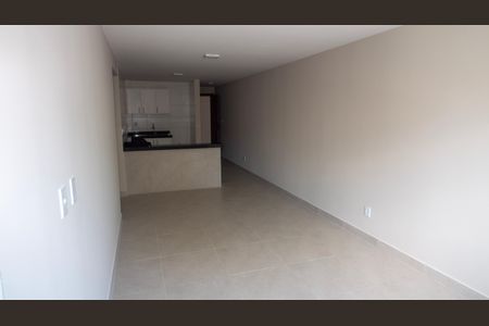 Sala de apartamento para alugar com 2 quartos, 70m² em Jardim Flamboyant, Cabo Frio