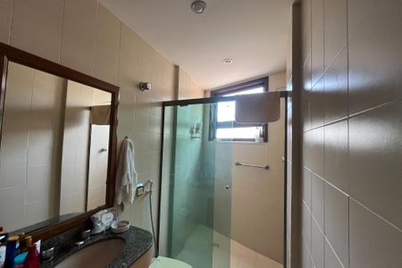 Apartamento para alugar com 184m², 3 quartos e 2 vagasBanheiro 2