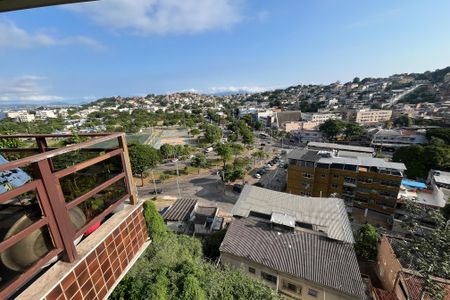 Apartamento para alugar com 184m², 3 quartos e 2 vagasVista