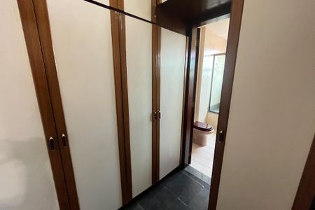 Apartamento para alugar com 184m², 3 quartos e 2 vagasCloset