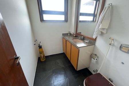 Apartamento para alugar com 184m², 3 quartos e 2 vagasLavabo
