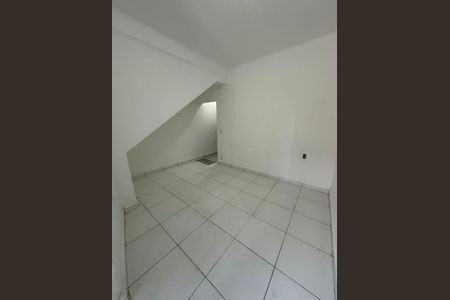 Casa para alugar com 90m², 1 quarto e sem vagaSala/Quarto