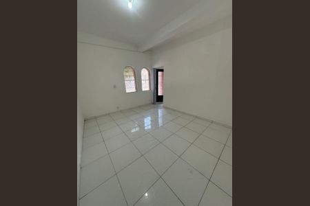 Sala/Quarto de casa para alugar com 1 quarto, 90m² em Vila Alpina, São Paulo