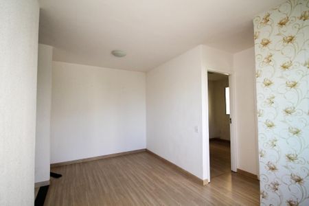 Sala de apartamento para alugar com 2 quartos, 42m² em Jardim Boa Vista (zona Oeste), Osasco