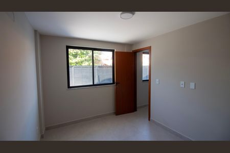 Apartamento para alugar com 2 quartos, 70m² em Jardim Flamboyant, Cabo Frio