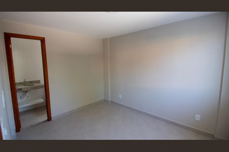 Apartamento para alugar com 2 quartos, 70m² em Jardim Flamboyant, Cabo Frio
