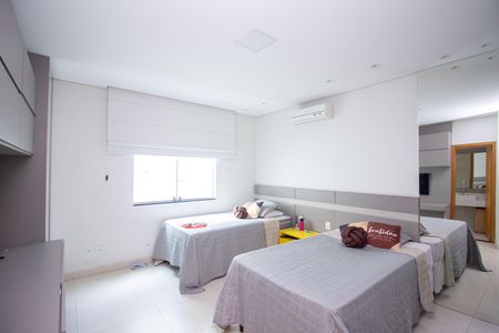 Casa à venda com 230m², 5 quartos e 3 vagasQuarto Suíte 1