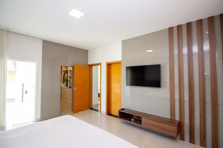 Casa à venda com 230m², 5 quartos e 3 vagasQuarto Suíte