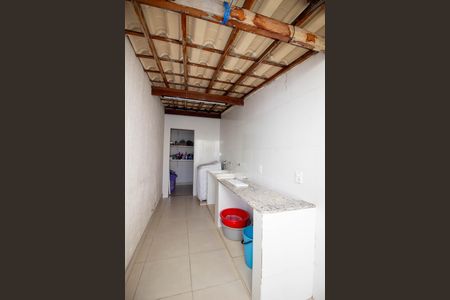 Casa à venda com 230m², 5 quartos e 3 vagasCozinha e Área de Serviço